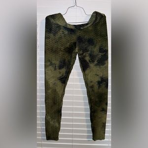 XL Tik Tok leggings, new without tags